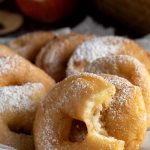 Frittelle di mele al forno senza glutine: la ricetta semplice e gustosa