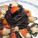 Spaghetti nero di seppia e pomodorini